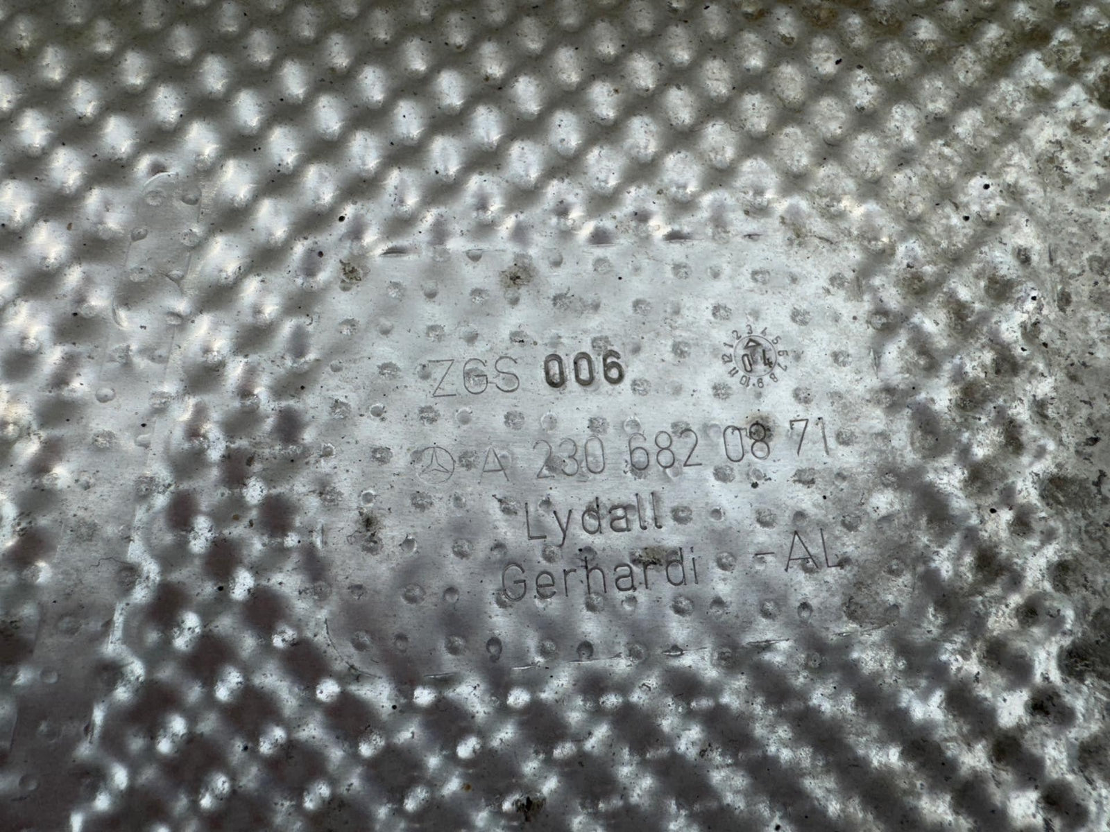 03-06 Mercedes Sl600 Rear Right Pass Exhaust Heat Shield Plate 2306820871