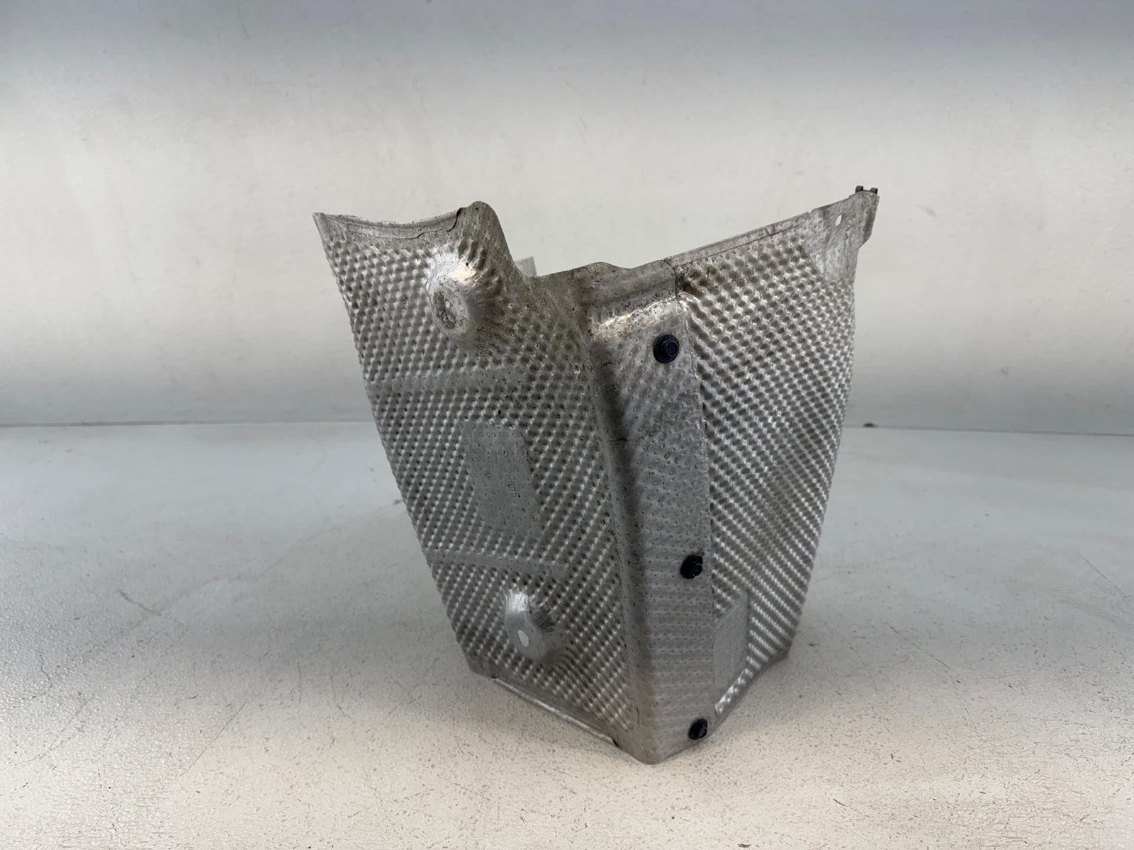 03-06 Mercedes Sl600 Rear Right Pass Exhaust Heat Shield Plate 2306820871