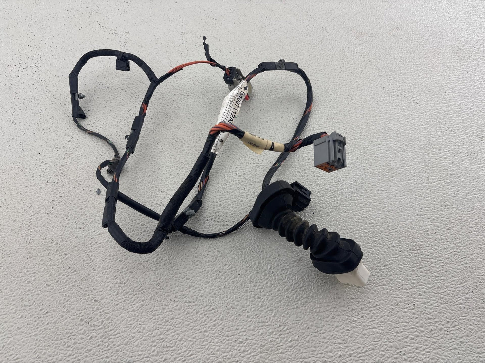 05-10 Chrysler 300 Rear Right Side Door Wire Harness 04607112Ad Oem