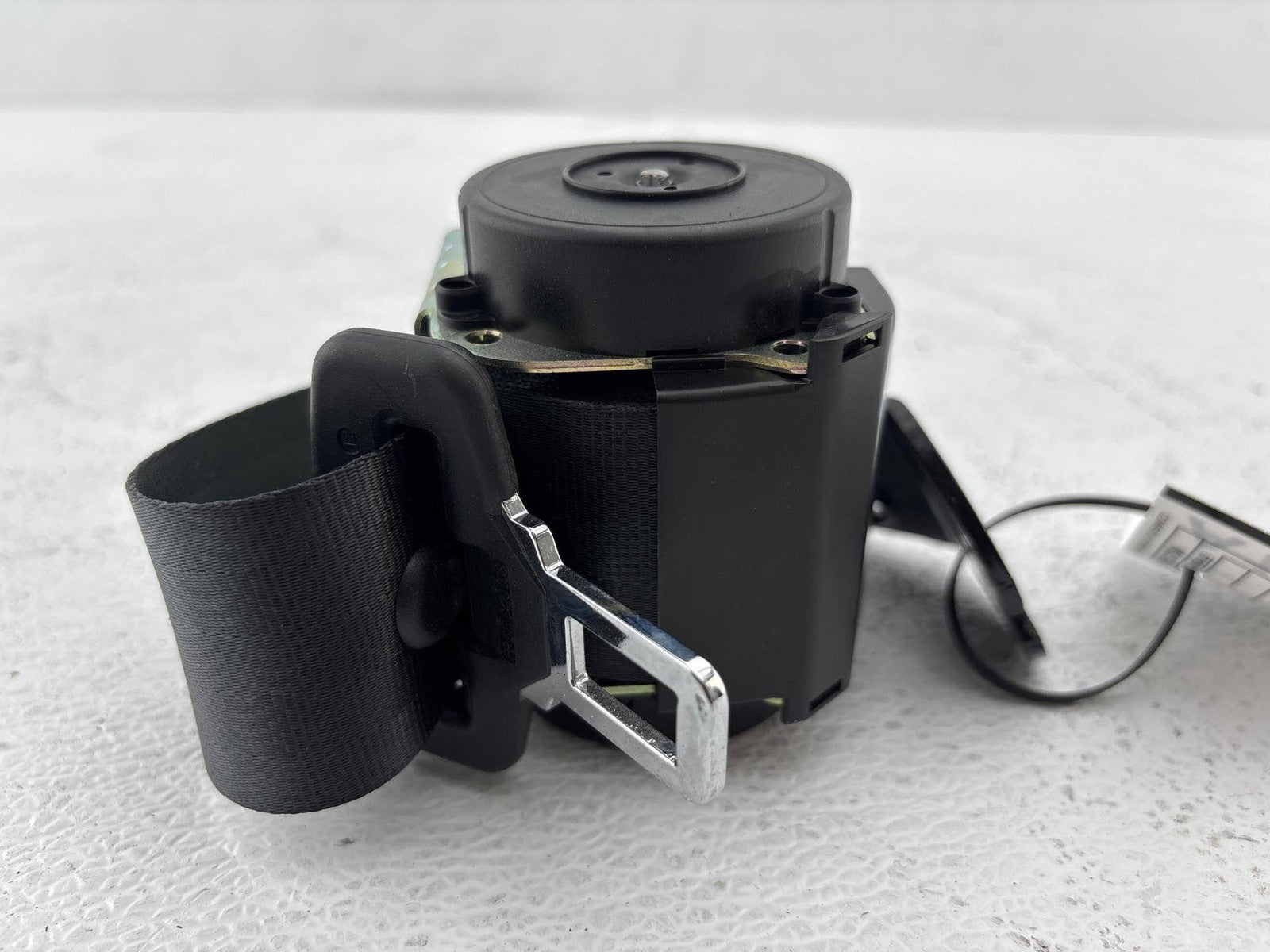 12-19 Range Rover Evoque L538 Rear Left Or Right Seat Belt Retractor Oem