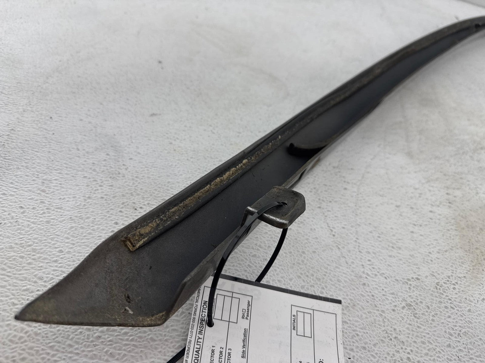 00-02 Saturn S Sw2 Sl2 Front Rof Door Molding Trim Passenger Right Rh