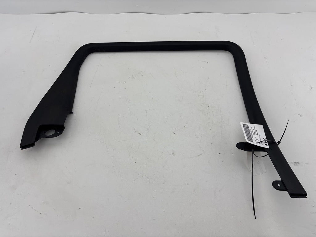 14-19 Jeep Grand Cherokee Rear Left Side Window Frame Trim Cover 1Uj47Trmaa Oem
