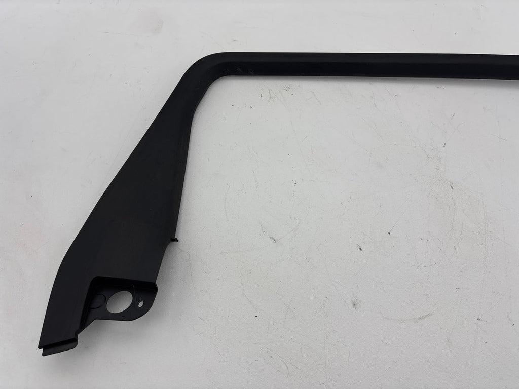 14-19 Jeep Grand Cherokee Rear Left Side Window Frame Trim Cover 1Uj47Trmaa Oem