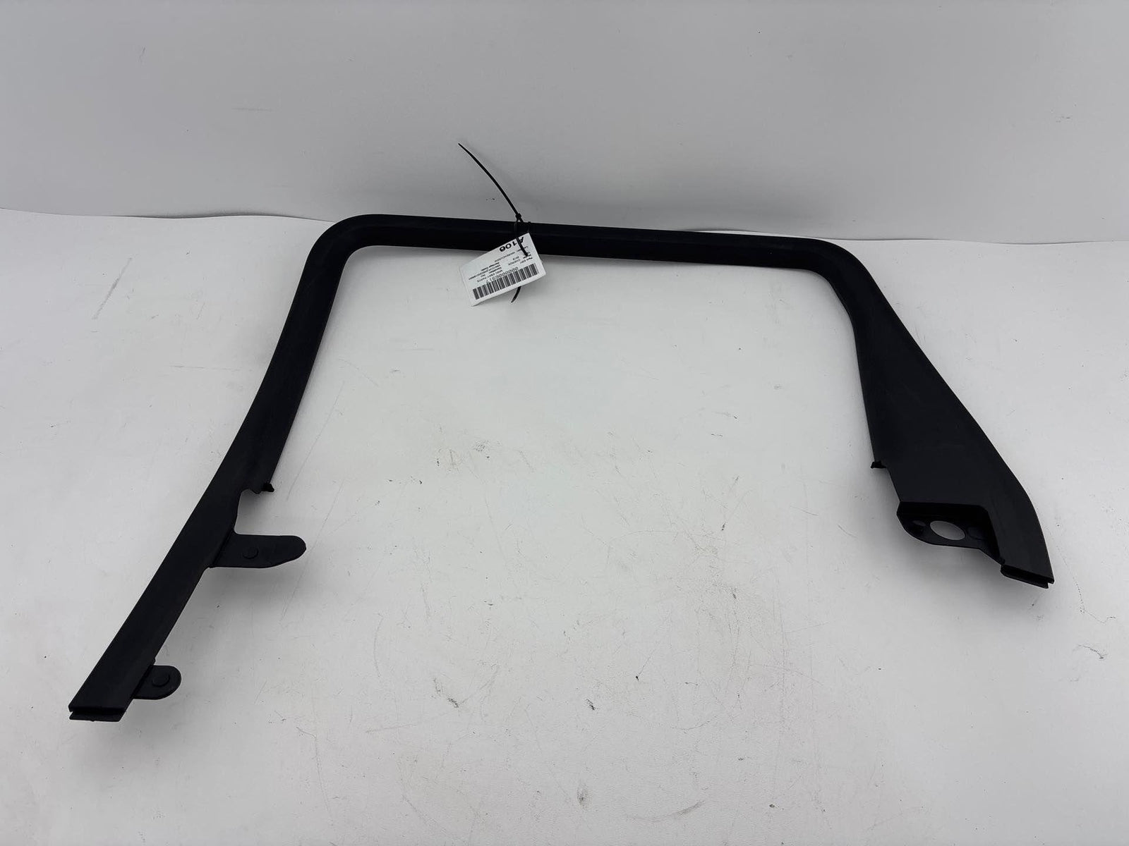 14-21 Jeep Grand Cherokee Rear Right Side Window Frame Trim Cover 1Uj48Trmaa Oem