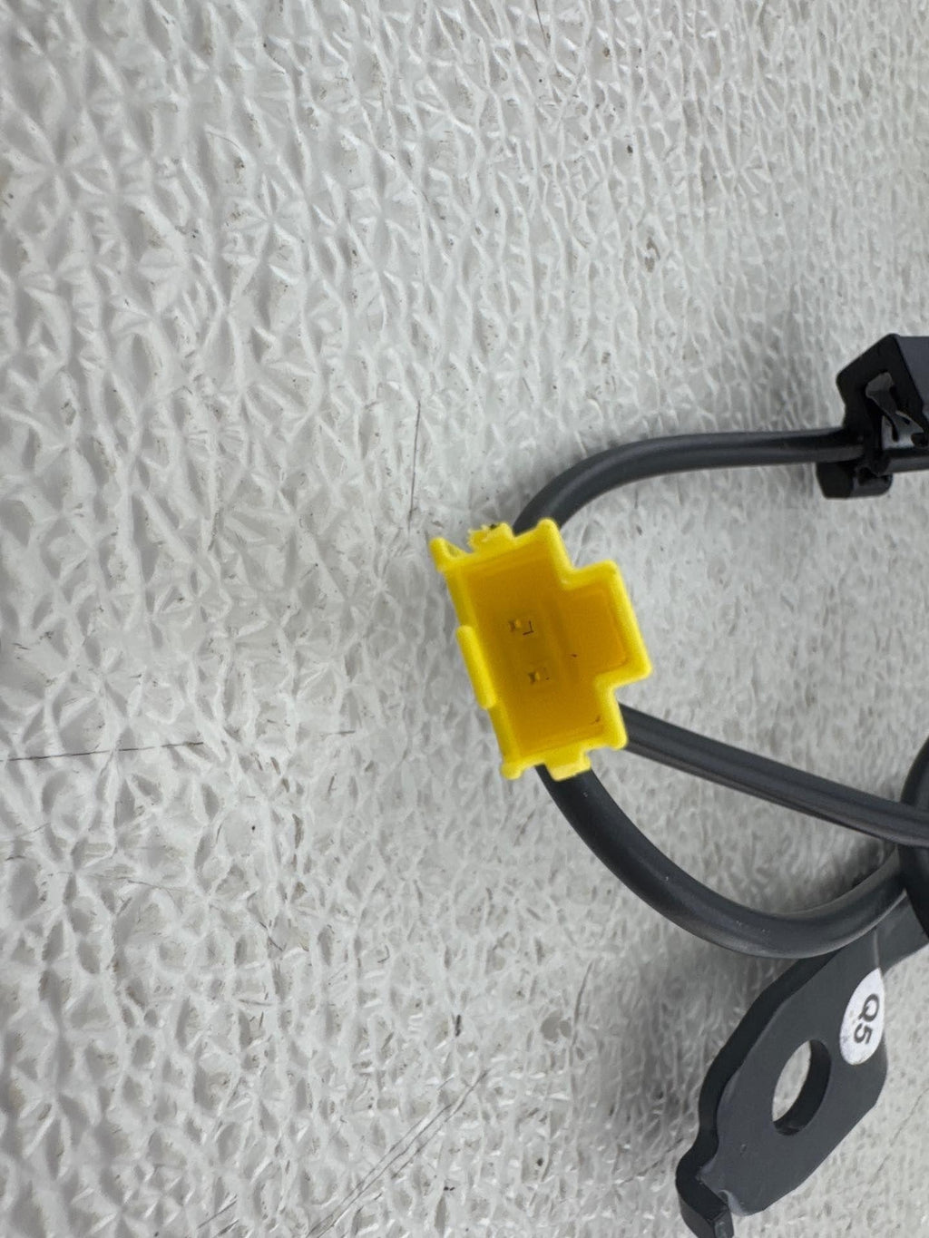 10-16 Mercedes W212 E350 E550 Front Right Seat Belt Seatbelt Buckle Oem