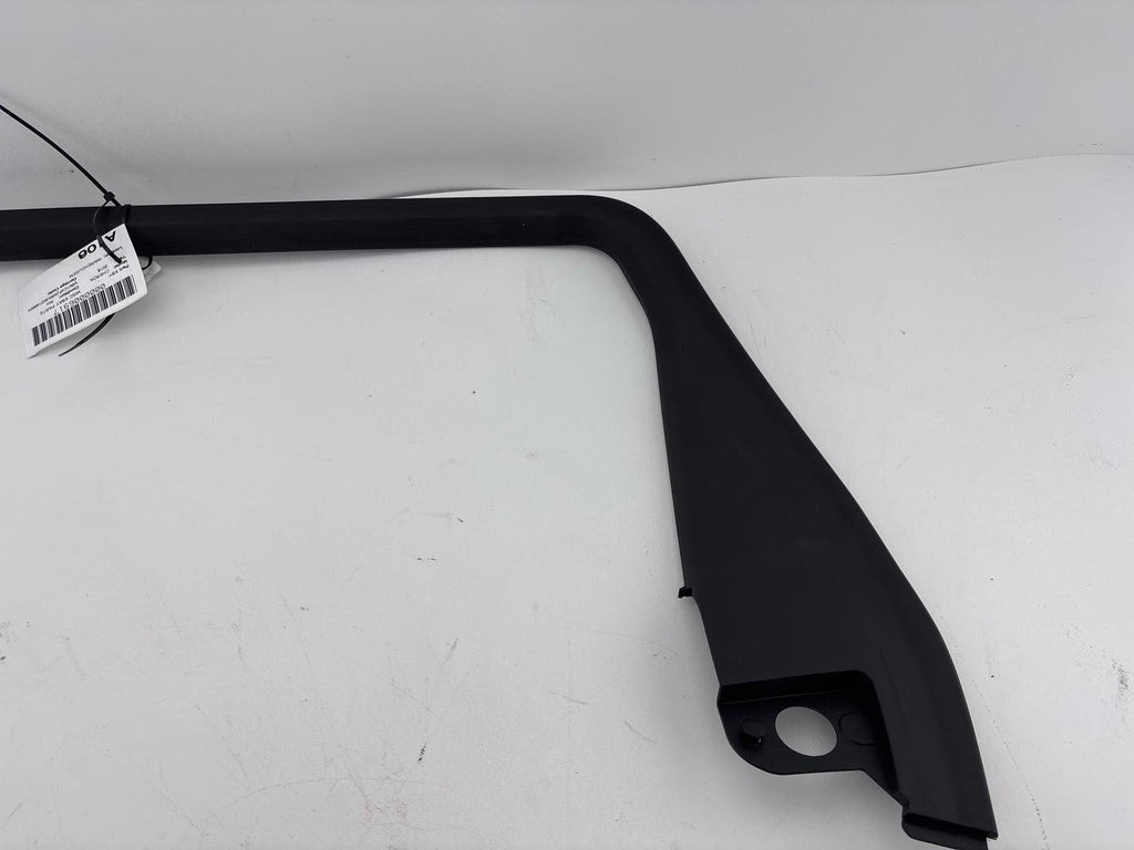 14-21 Jeep Grand Cherokee Rear Right Side Window Frame Trim Cover 1Uj48Trmaa Oem