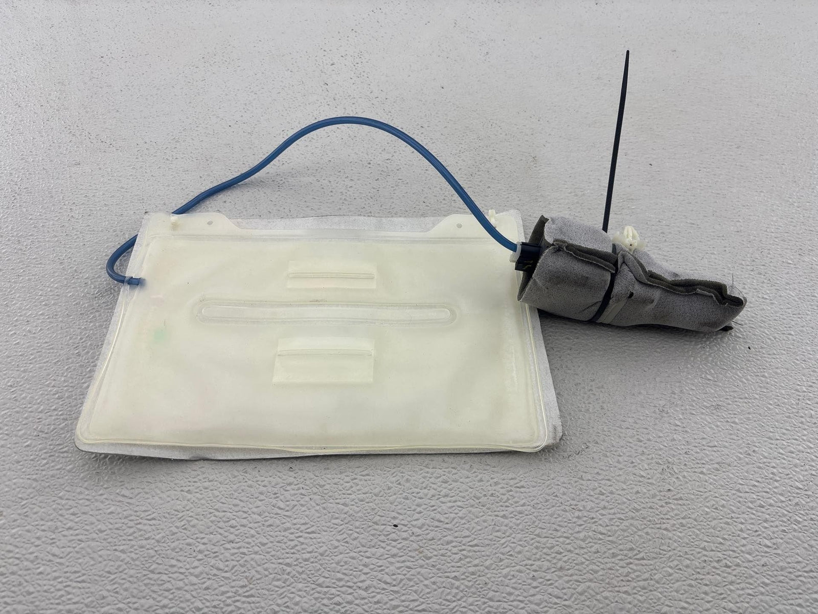 13-19 Cadillac Ats Sedan Awd Front Left Driver Side Seat Lumbar Support Pad Oem