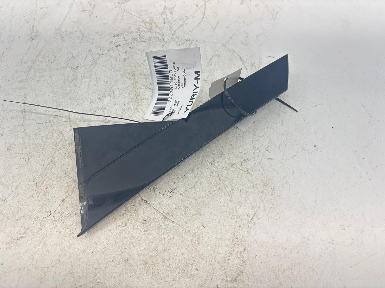 17-24 Audi A4 Rear Left Side Door Window C Pillar Applique Molding Oem