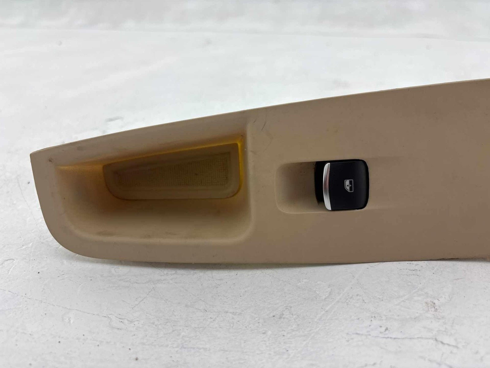 18-24 Alfa Romeo Stelvio Front Right Door Window Switch Bezel Trim Cover Oem