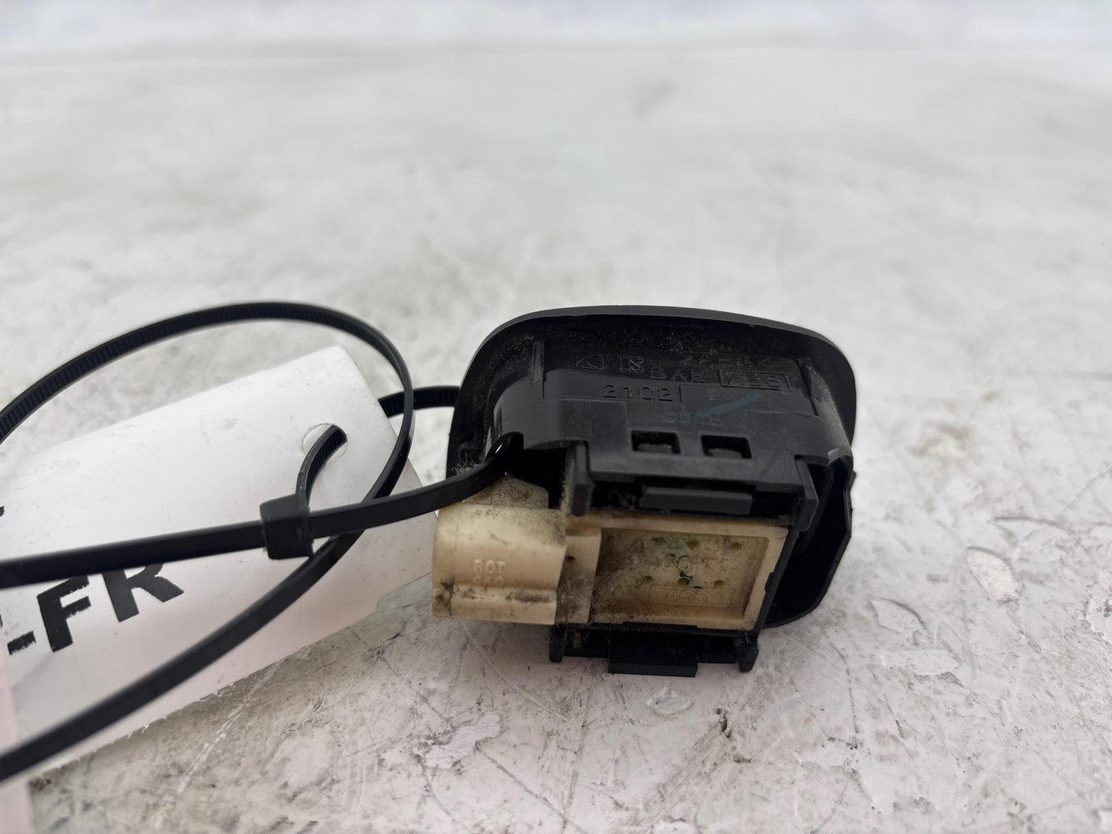 00-02 Saturn Sw2 Front Passenger Side Door Power Window Switch