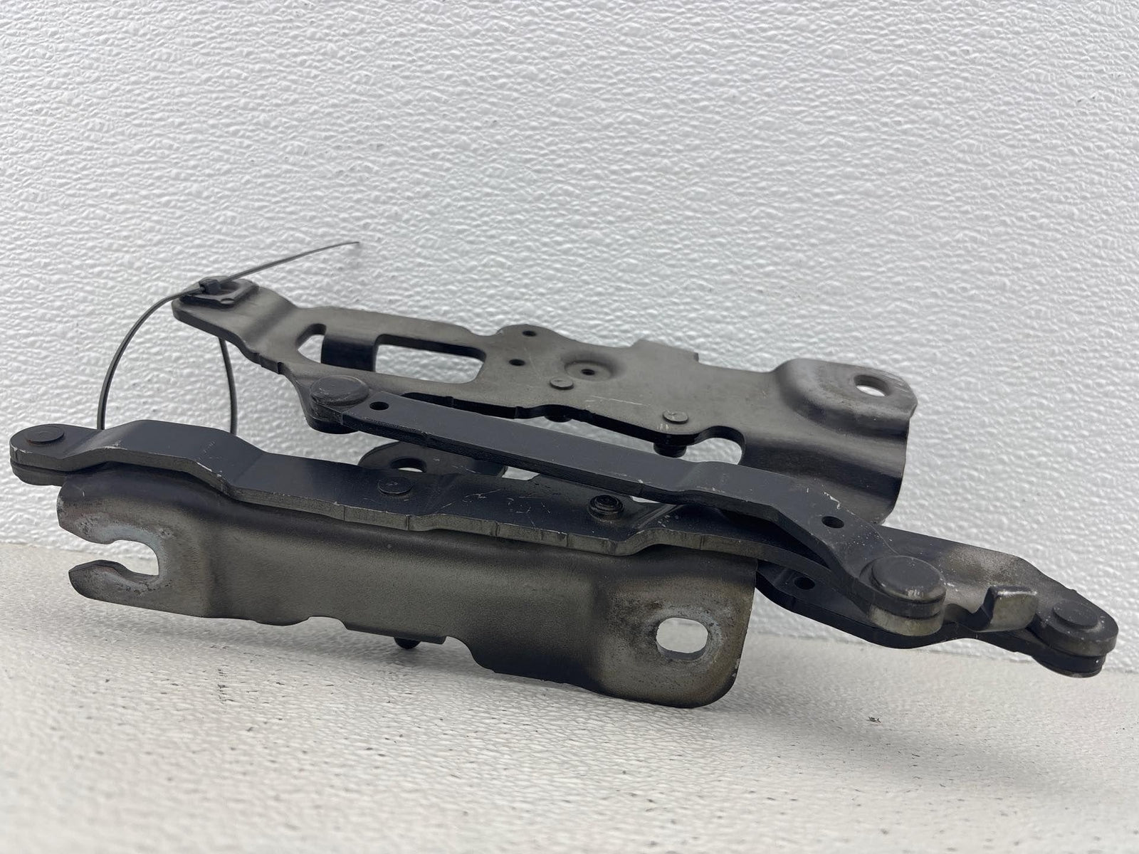 12-16 Bmw 550I Hood Bonnet Right Hinge Oem