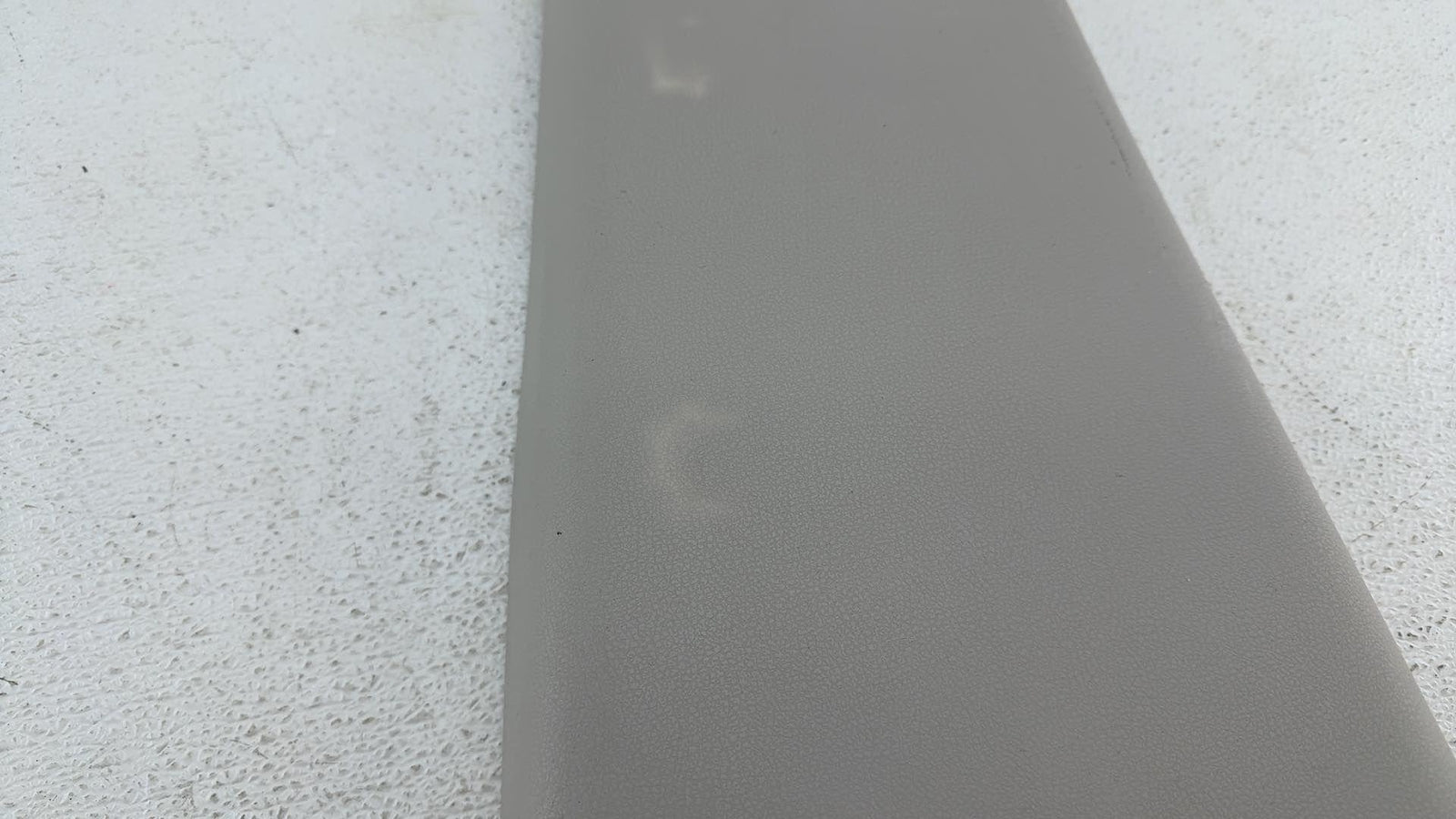 13-16 Nissan Versa Right Pass Side Center B Pillar Lower Cover Panel Trim Oem