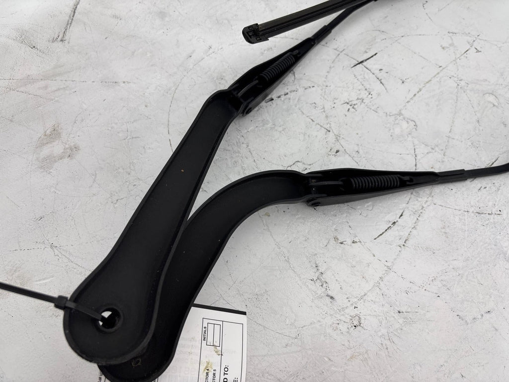 10-13 Bmw 328 335 E90 E92 Front Left & Right Windshield Wiper Arms Set Oem