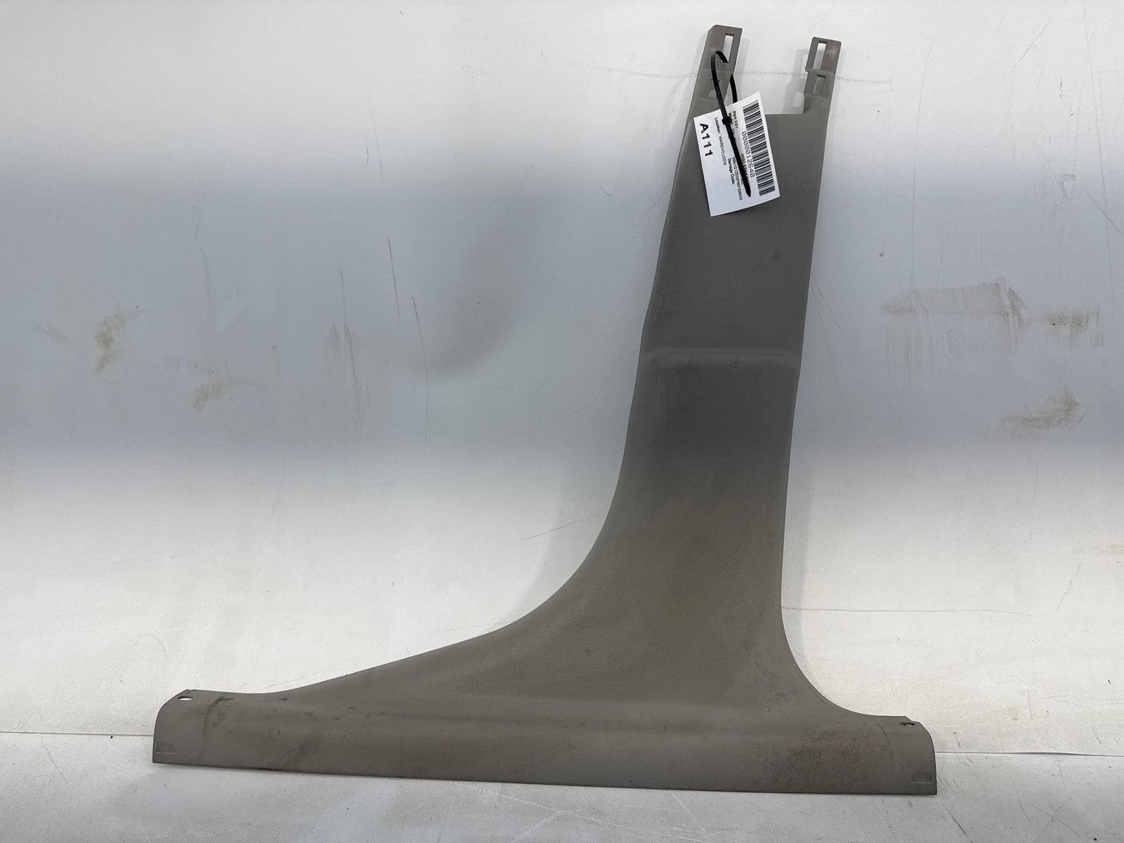 04-07 Chevrolet Malibu Front Passenger Side Rh B Pillar Lower Trim