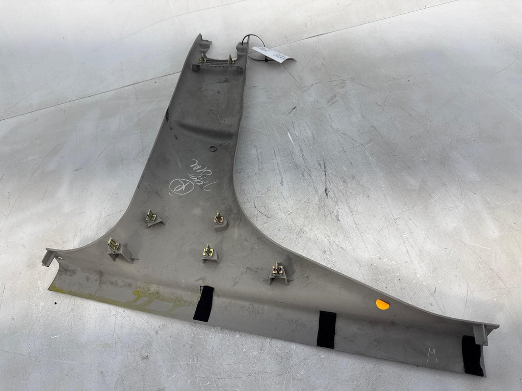 04-07 Chevrolet Malibu Front Passenger Side Rh B Pillar Lower Trim