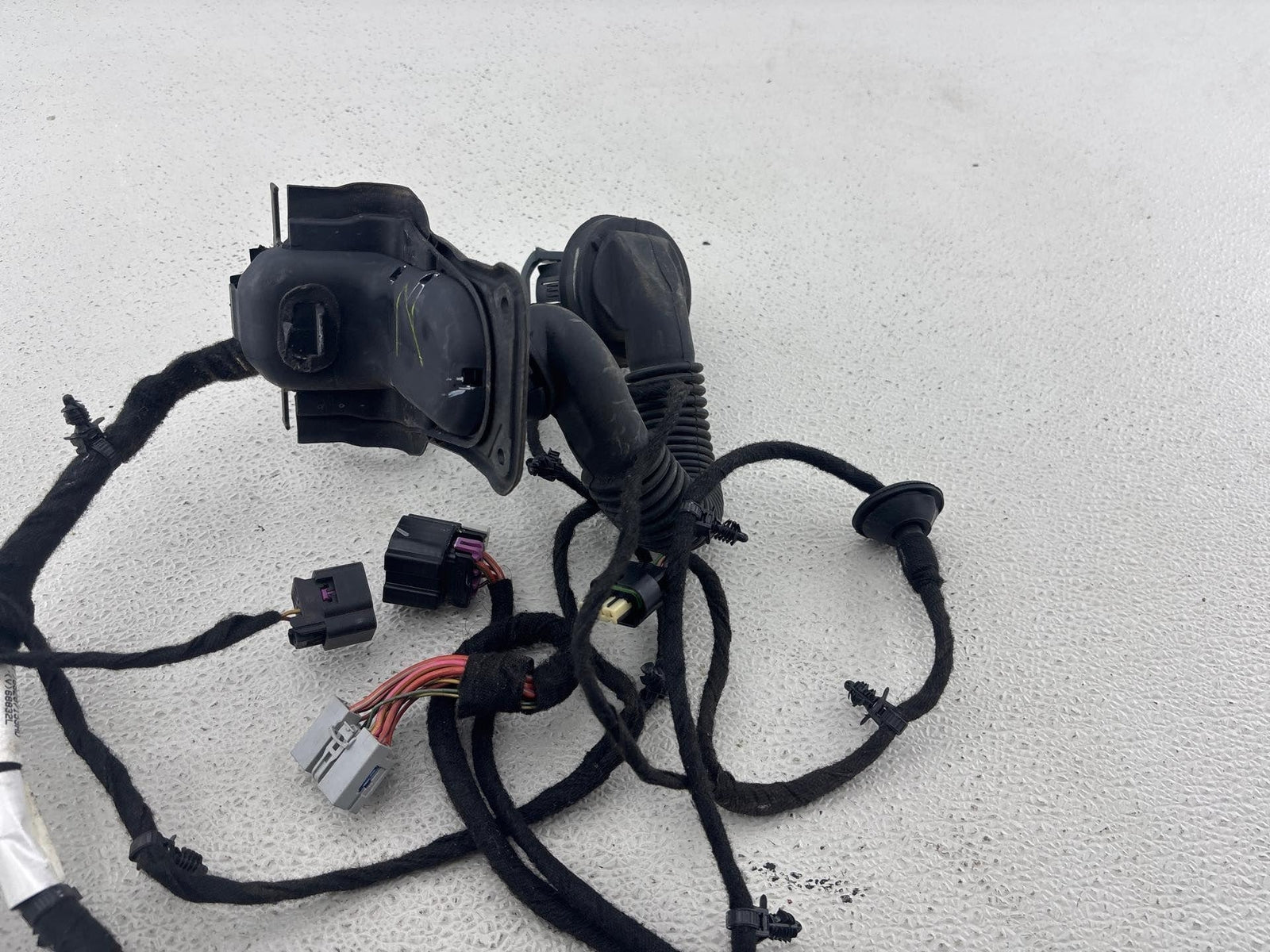 15-17 Chrysler 200 Left Front Door Wire Wiring Harness Oem