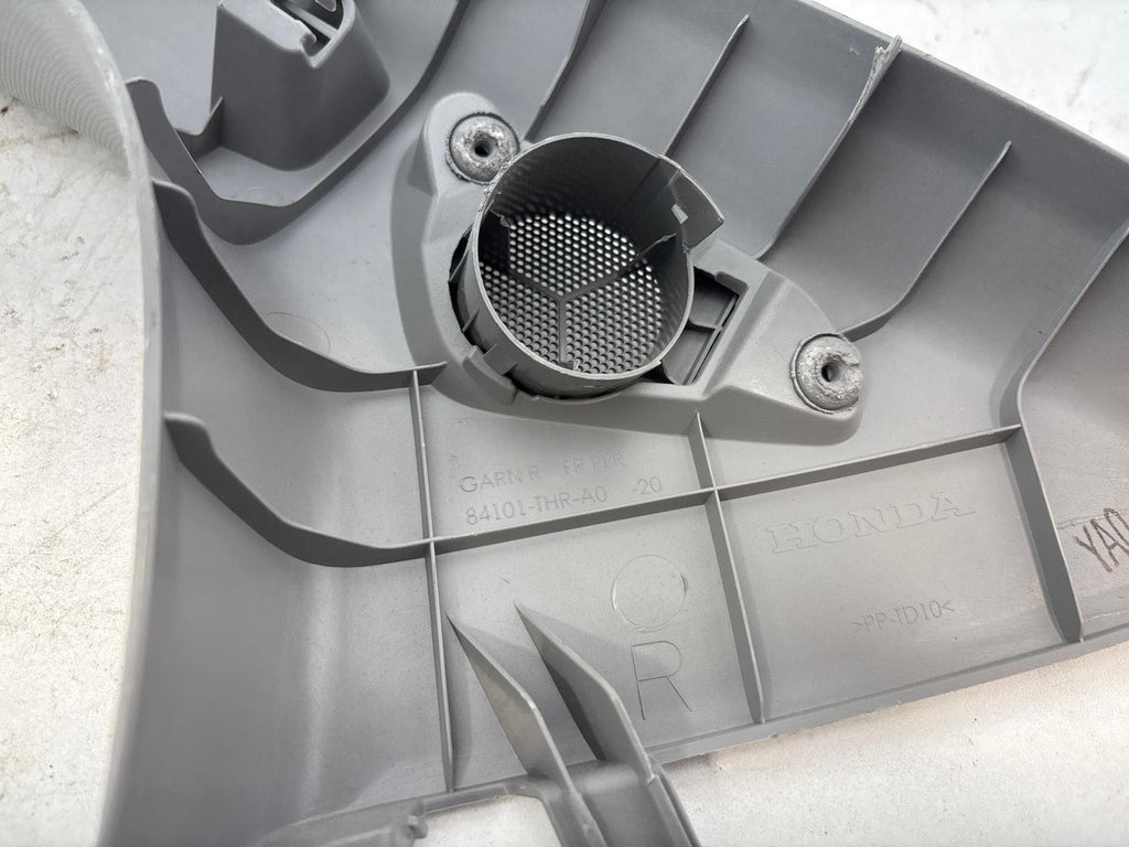 18 - 24 Honda Odyssey Front Rh Passenger A Pillar Trim Cover 84101-Thr-A0