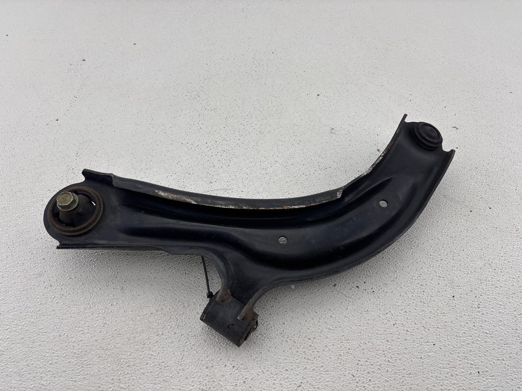 15-19 Nissan Sentra 1.8L Front Passenger Lower Control Arm 54500-9AM1B
