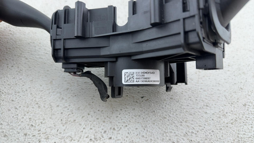 13-18 Cadillac Ats Windshield Wiper & Turn Signal Combination Switch Oem