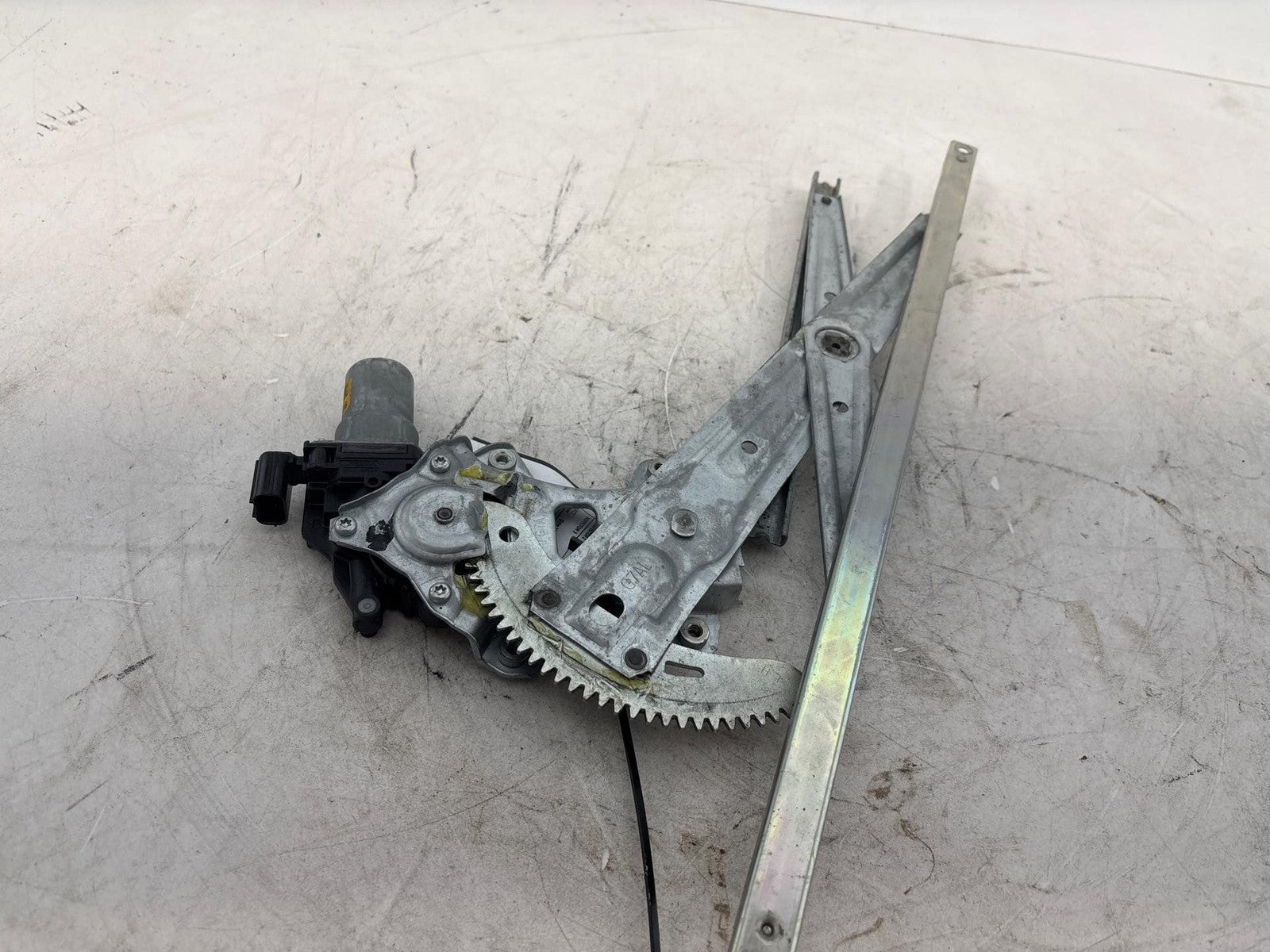 19-23 HONDA PASSPORT FRONT LEFT DOOR WINDOW REGULATOR & MOTOR OEM WR15-026