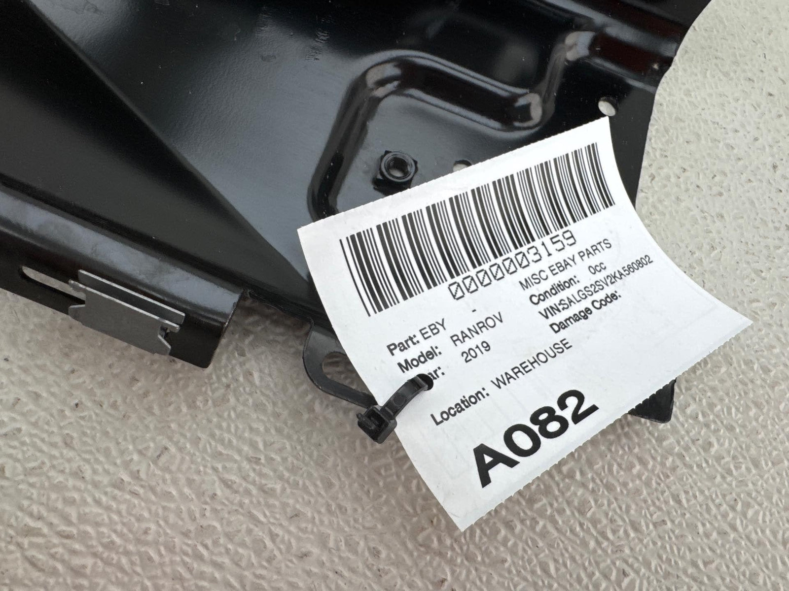 13-22 Land Range Rover Rear Left Side D Pillar Upper Support Bracket Oem