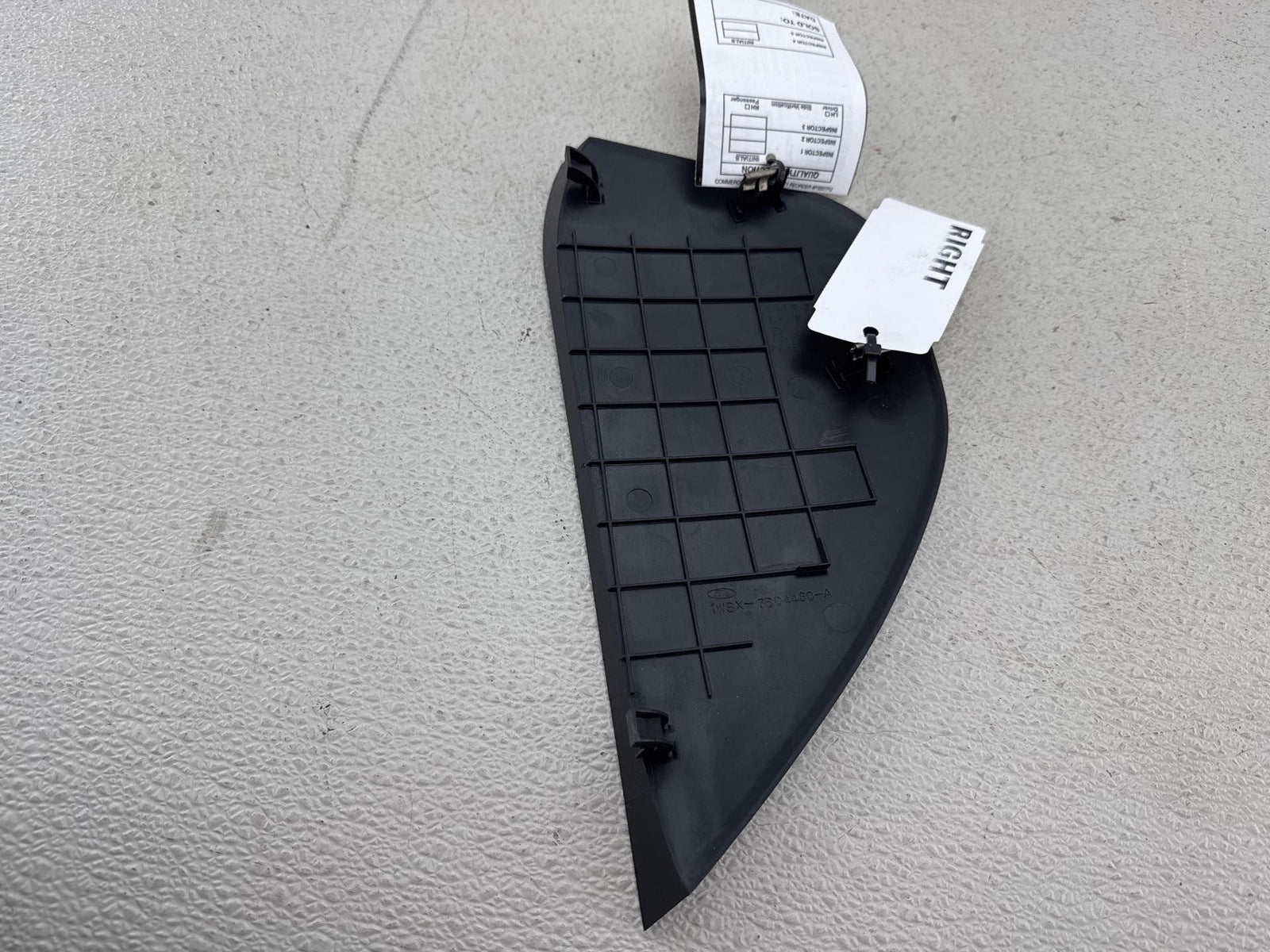 02-05 Ford Thunderbird Front Right Dash Panel Cover End Cap Lid Oem