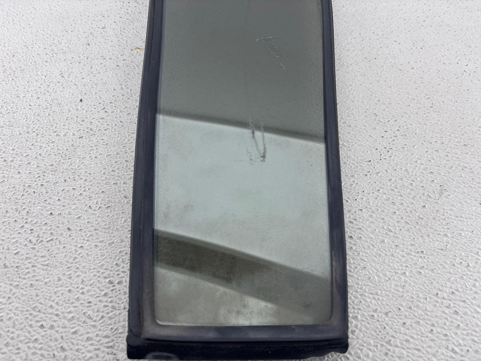 1991-1998 Toyota Land Cruiser Rear Left Door Vent Glass Window Oem