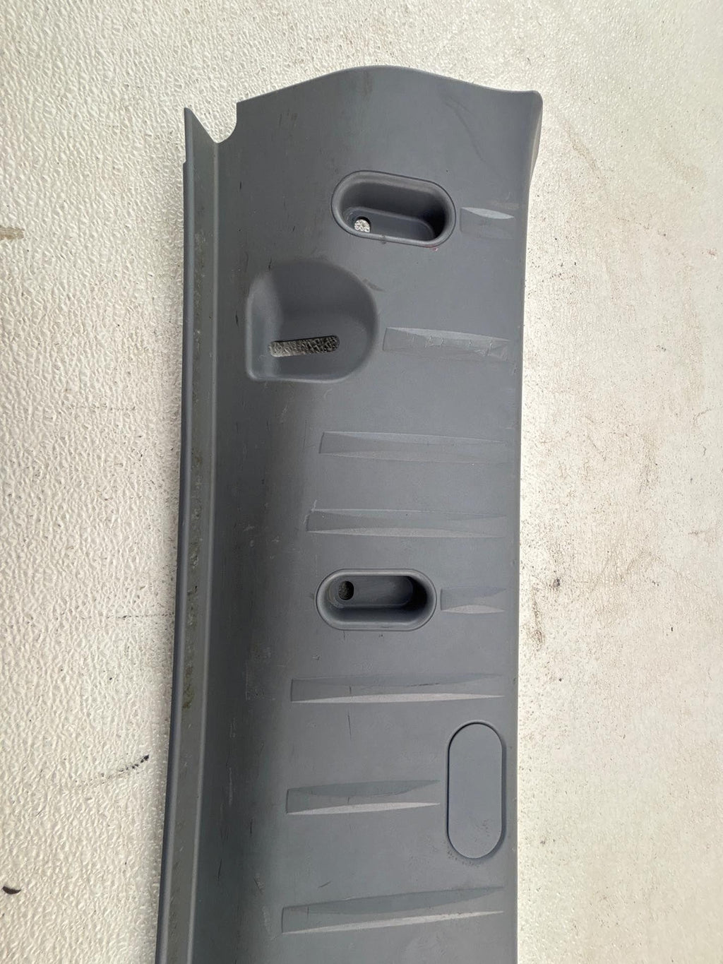 07-13 Bmw E92 M3 Rear Trunk Loading Sill Trim Plate Panel 7122400 Oem