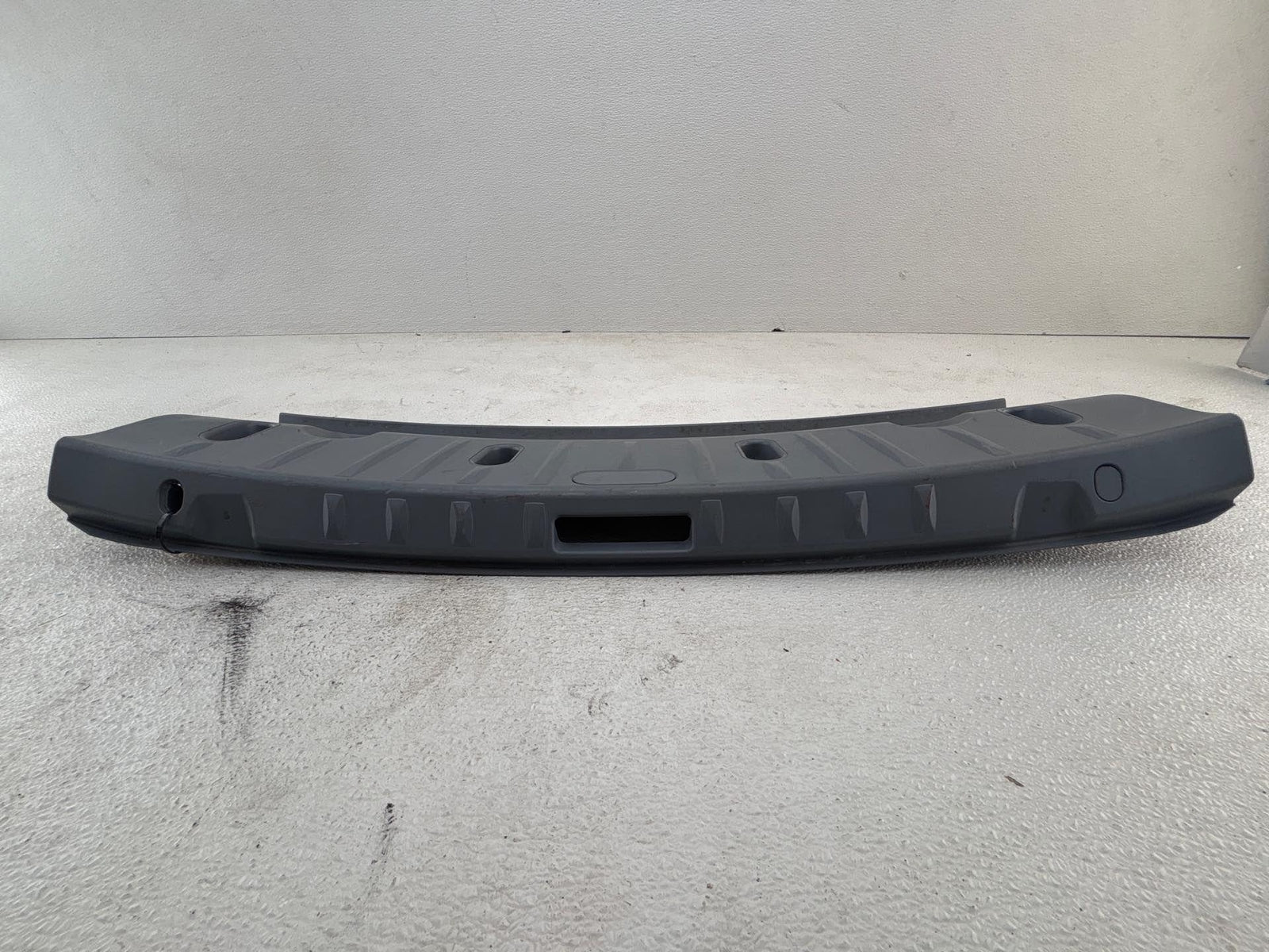 07-13 Bmw E92 M3 Rear Trunk Loading Sill Trim Plate Panel 7122400 Oem