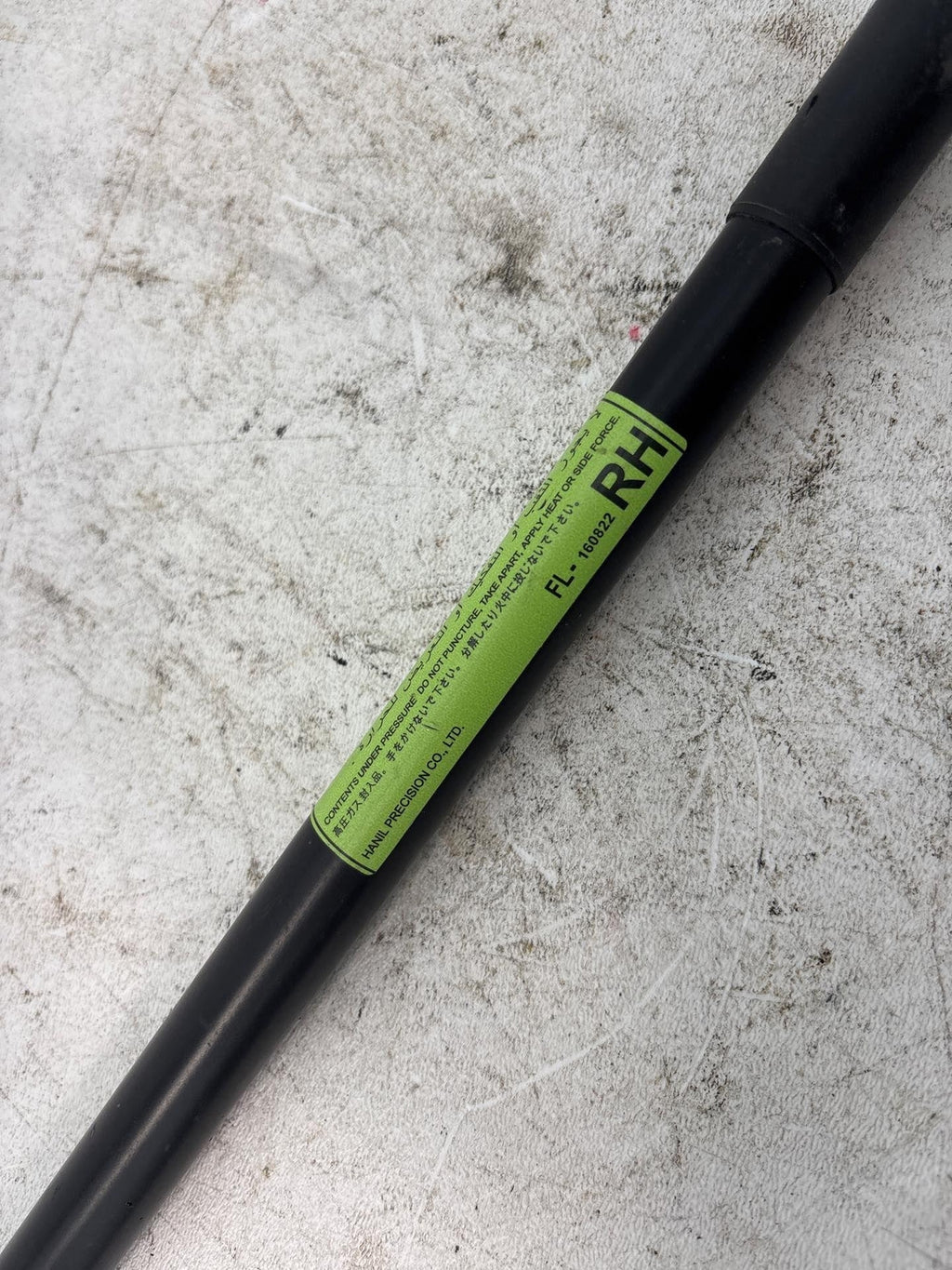 18-21 Subaru Crosstrek Right Tailgate Trunk Shock Strut Lift Cylinder Oem