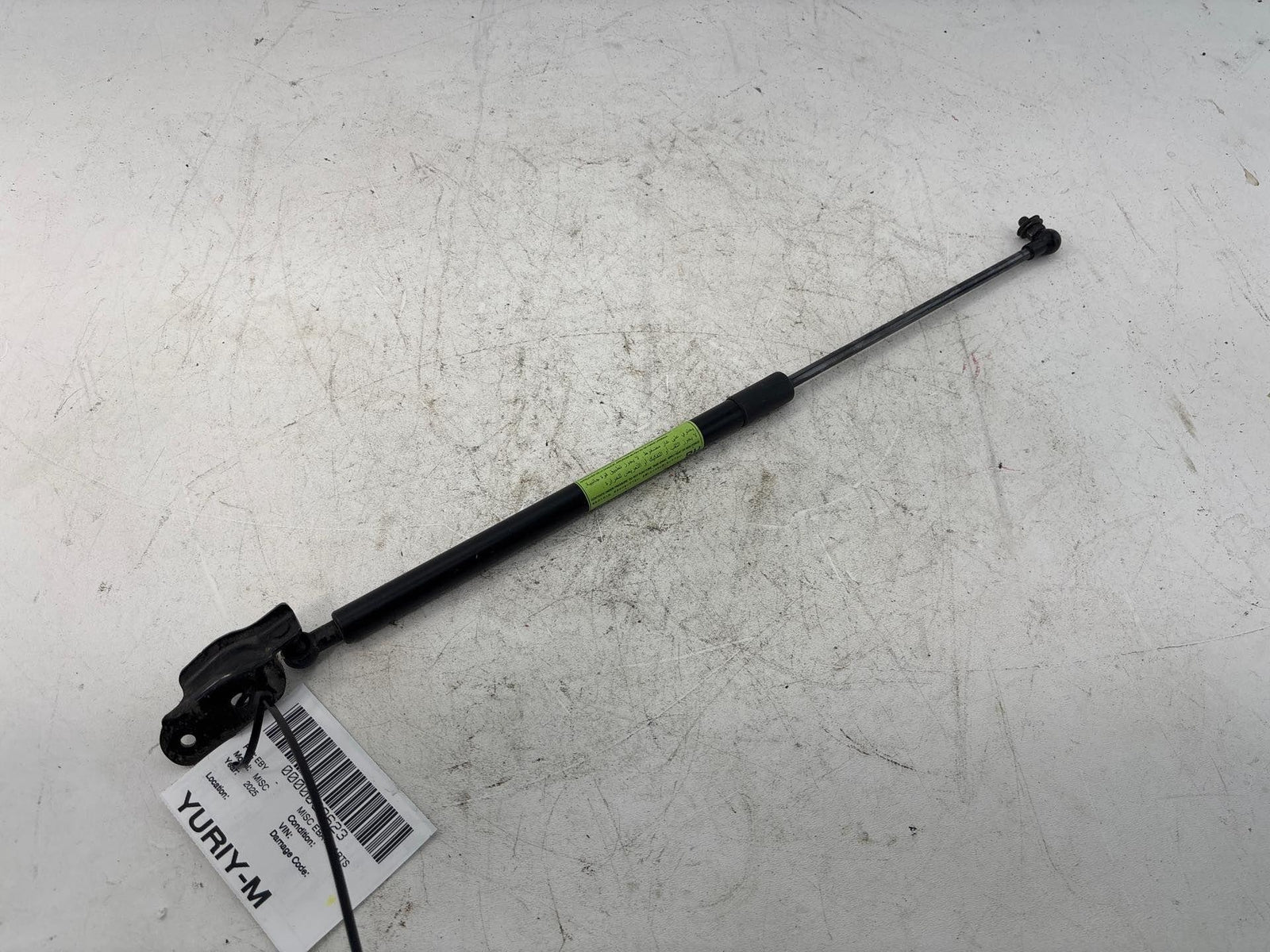 18-21 Subaru Crosstrek Right Tailgate Trunk Shock Strut Lift Cylinder Oem
