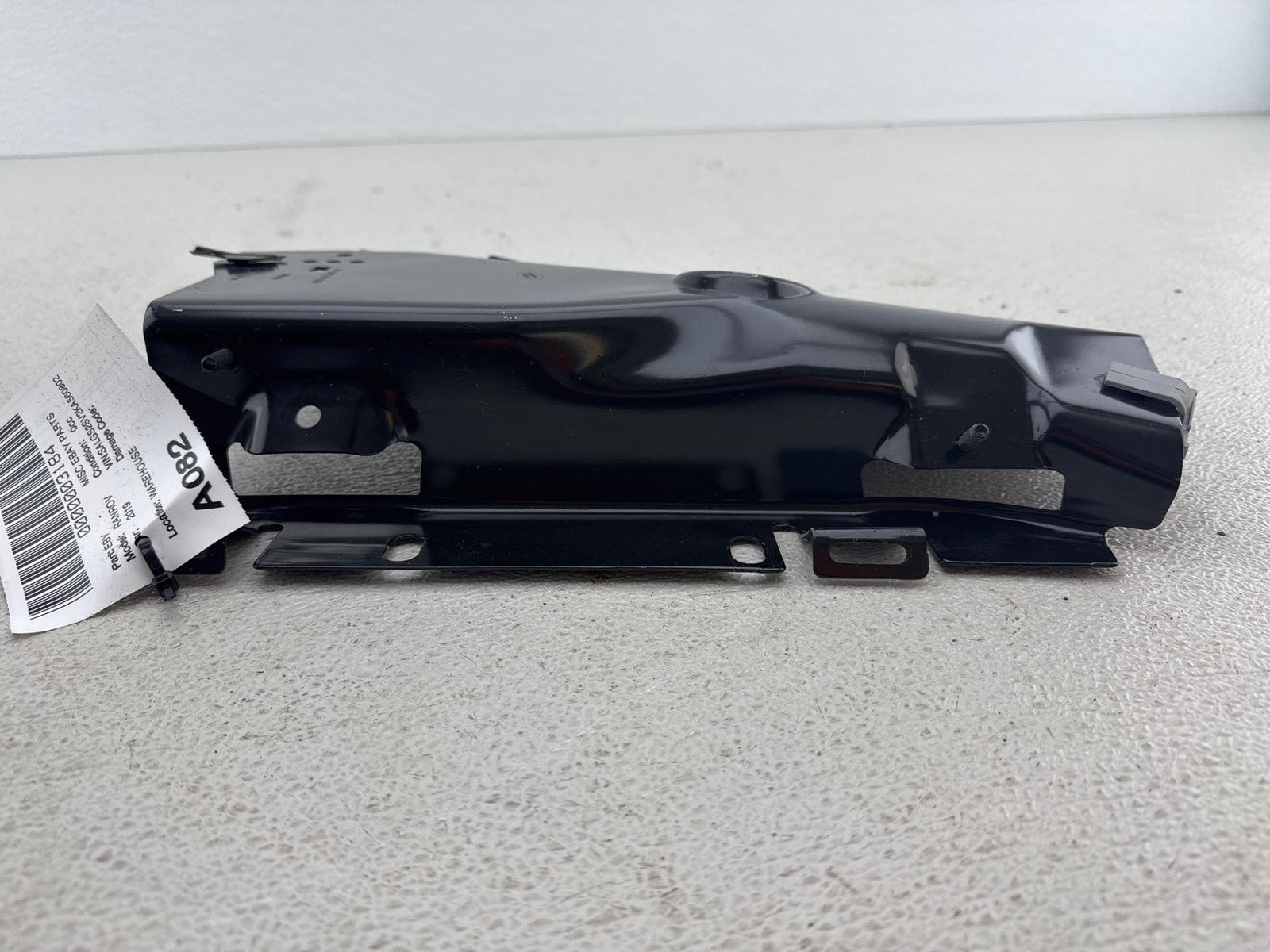 13-22 Range Rover Rear Right Side D Pillar Upper Support Bracket Oem