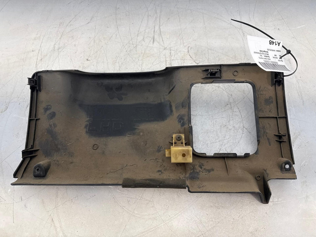 1995-1999 Nissan Maxima Knee Bolster Lower Column Dash Trim Panel Oem
