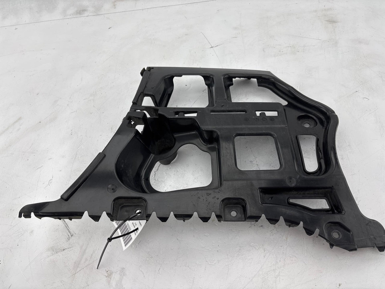 09-11 Bmw 328I 335I E90 Rear Right Side Rear Bumper Support Bracket Mount Oem