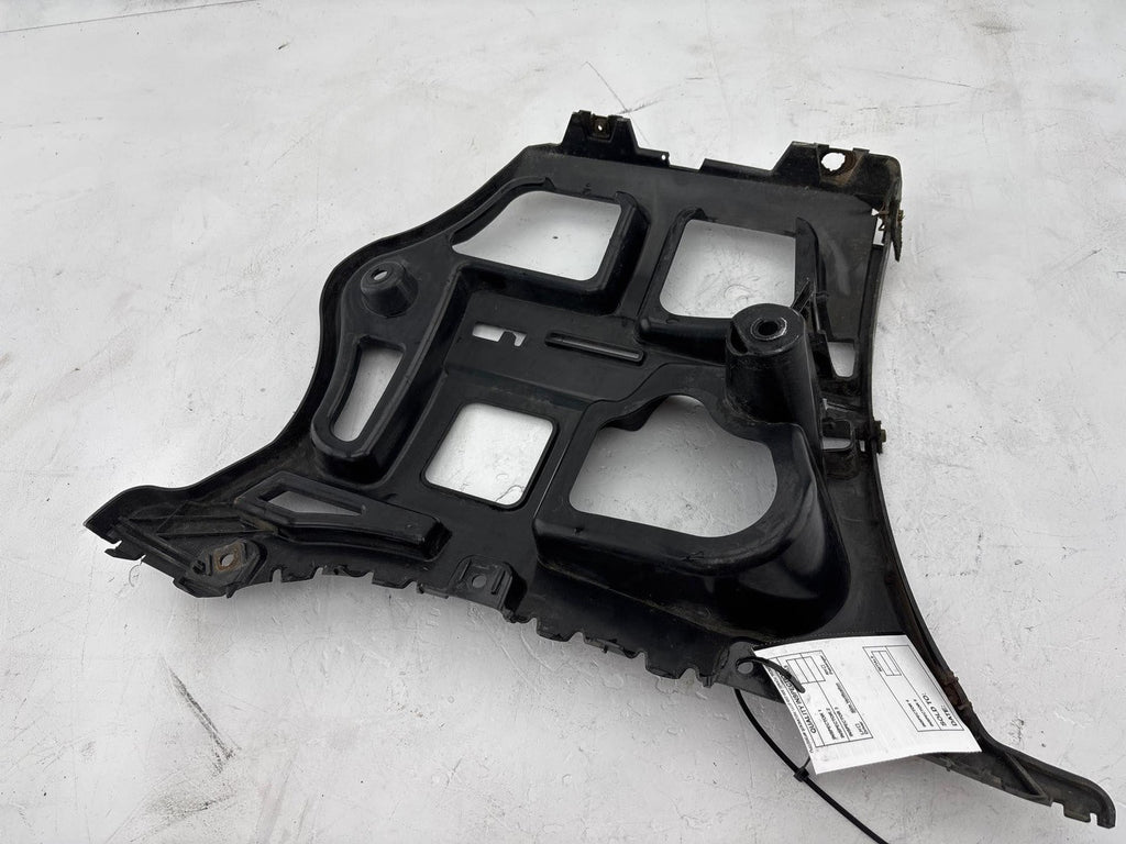 09-11 Bmw 328I 335I E90 Rear Right Side Rear Bumper Support Bracket Mount Oem