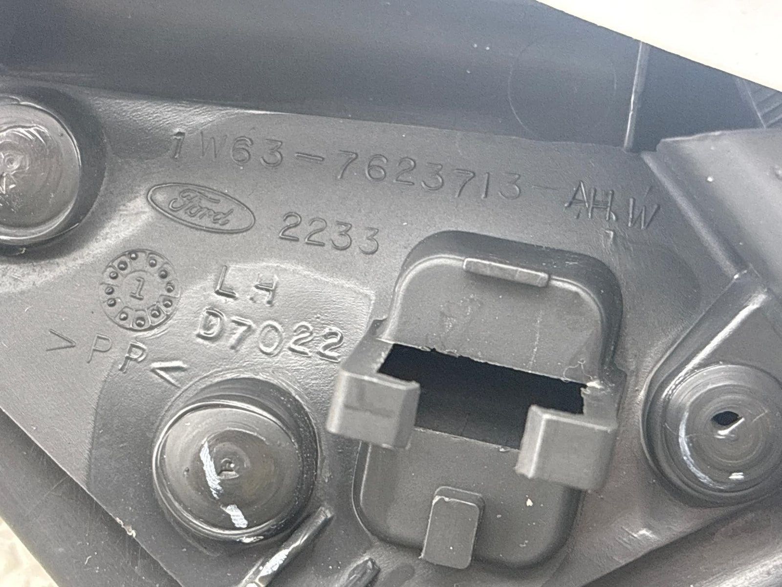 02-05 Ford Thunderbird Left Driver Door Mirror Trim Panel Cover Black Oem