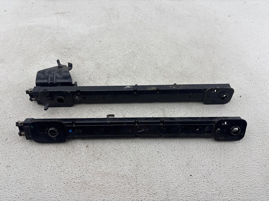13-19 Nissan Sentra Front Driver Left Seat Mounting Track Sliders Rails Oem