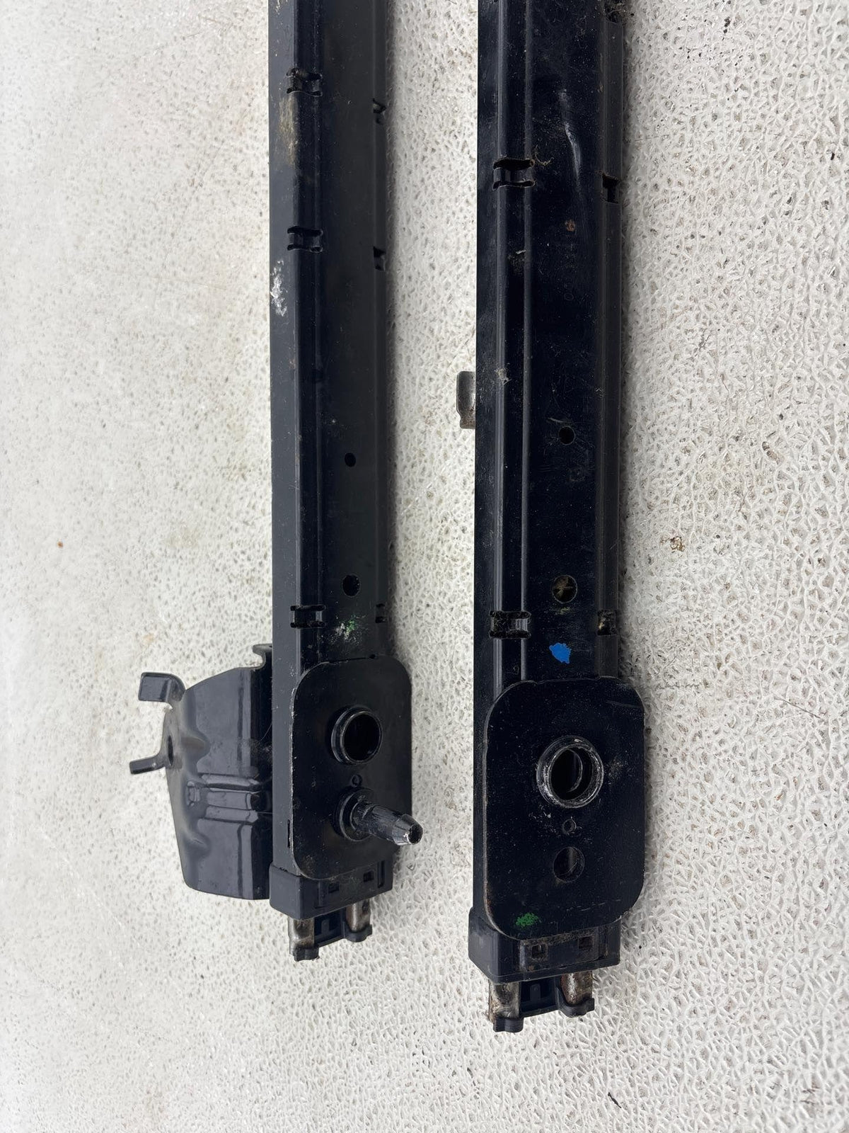 13-19 Nissan Sentra Front Driver Left Seat Mounting Track Sliders Rails Oem