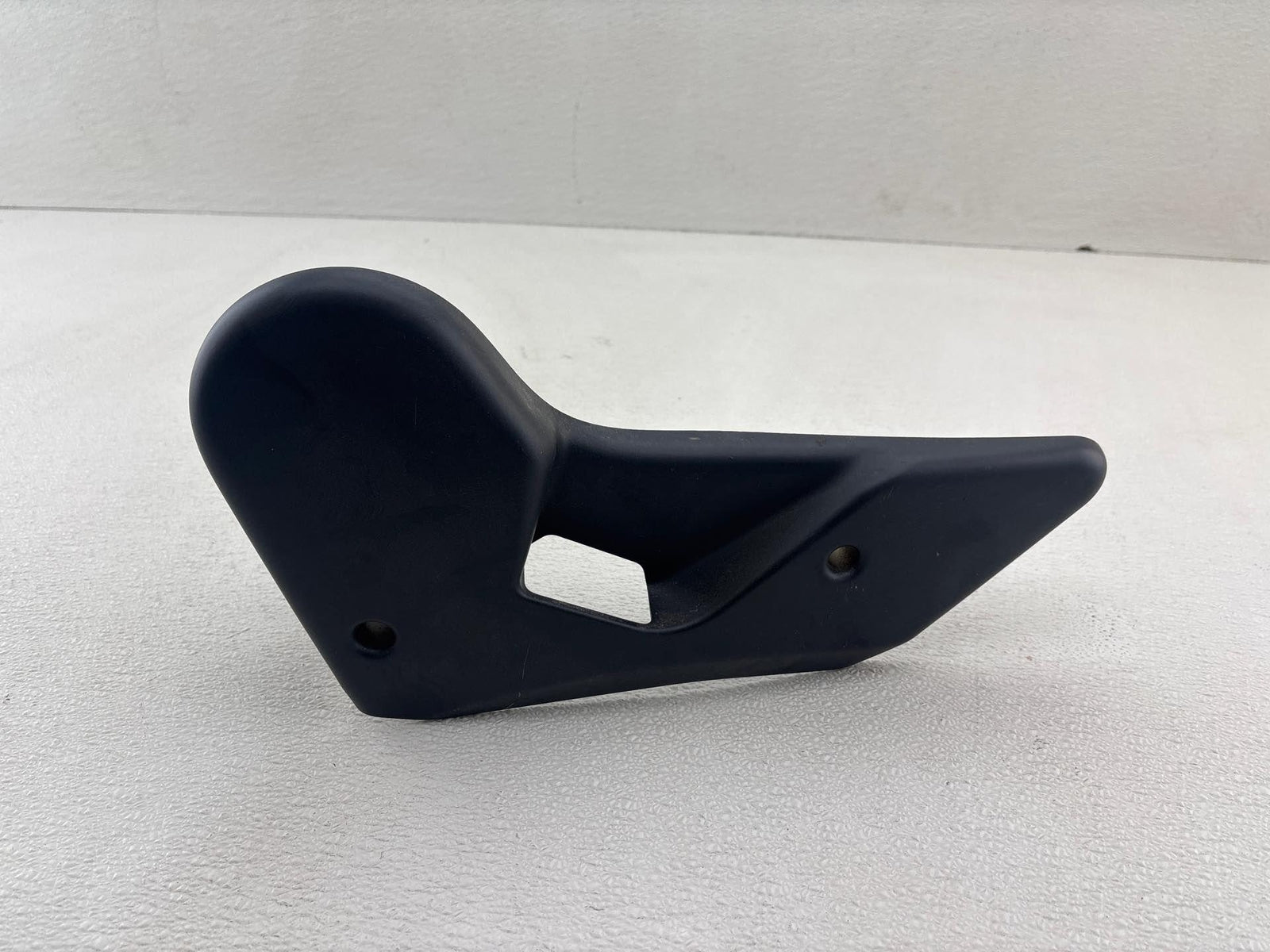 07-12 Land Rover Range Rover Front Left Driver Side Seat Inner Cover Black Oem