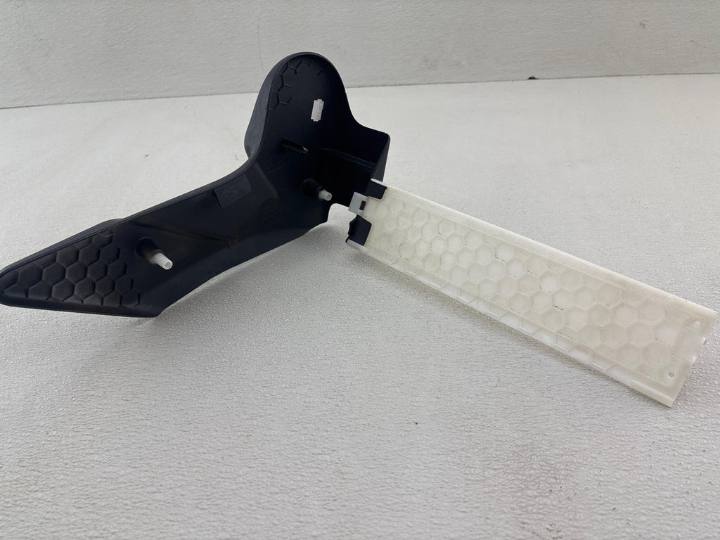 07-12 Land Rover Range Rover Front Left Driver Side Seat Inner Cover Black Oem