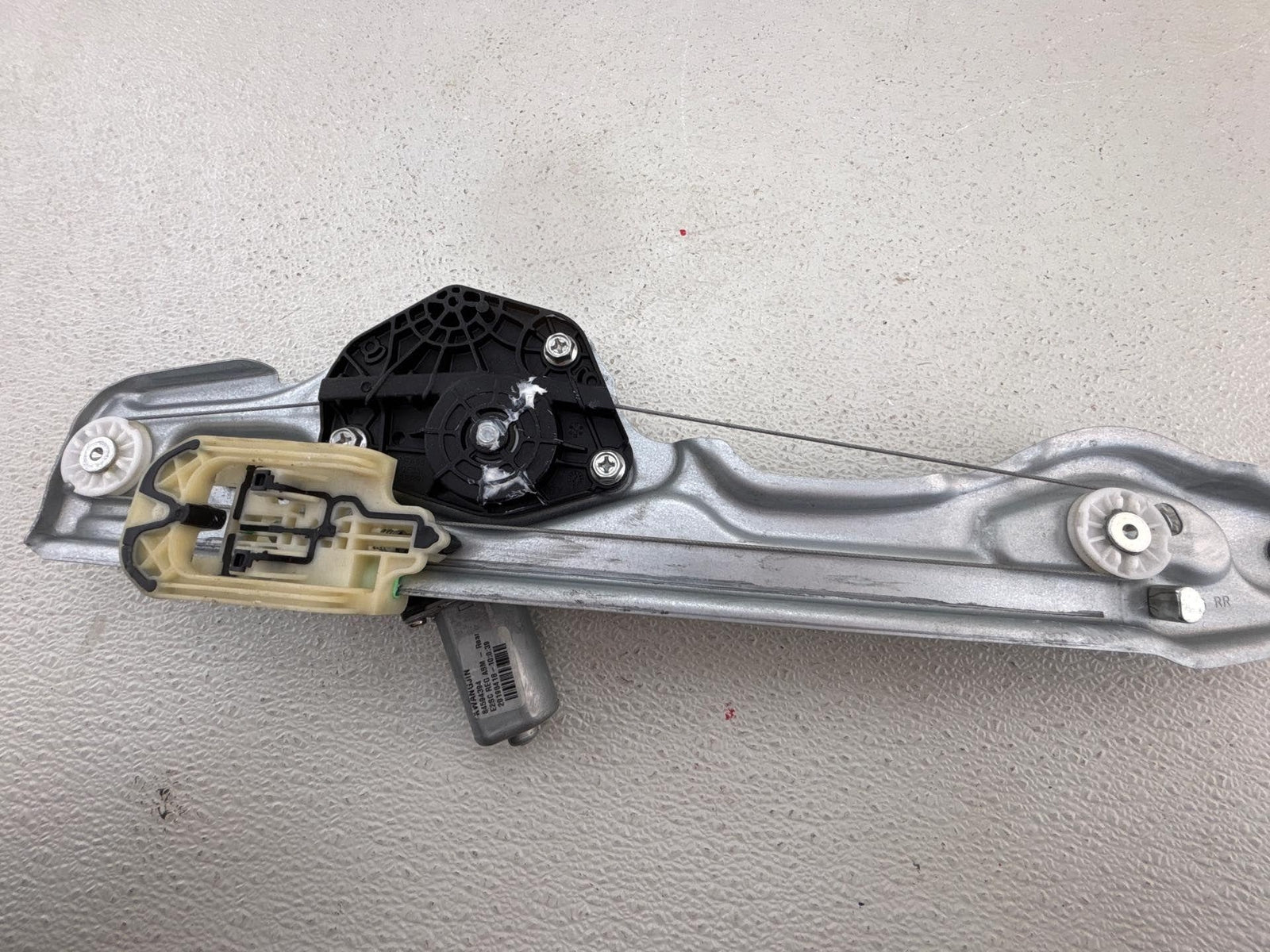 16-24 Chevrolet Malibu Rear Right Side Door Window Regulator W/ Motor Oem