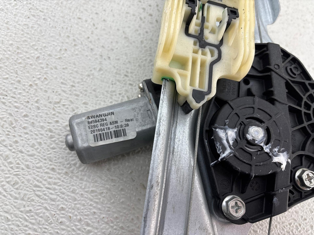 16-24 Chevrolet Malibu Rear Right Side Door Window Regulator W/ Motor Oem