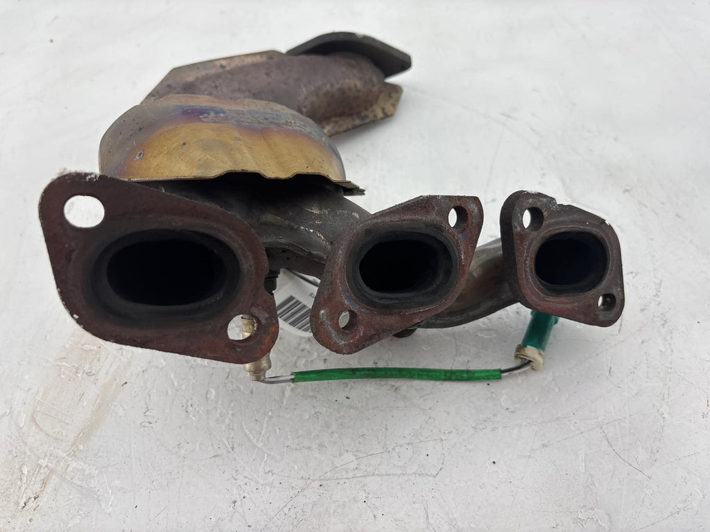 2000-2002 Ford Taurus Rear Right Exhaust Manifold W/ Catalytic Converter OEM