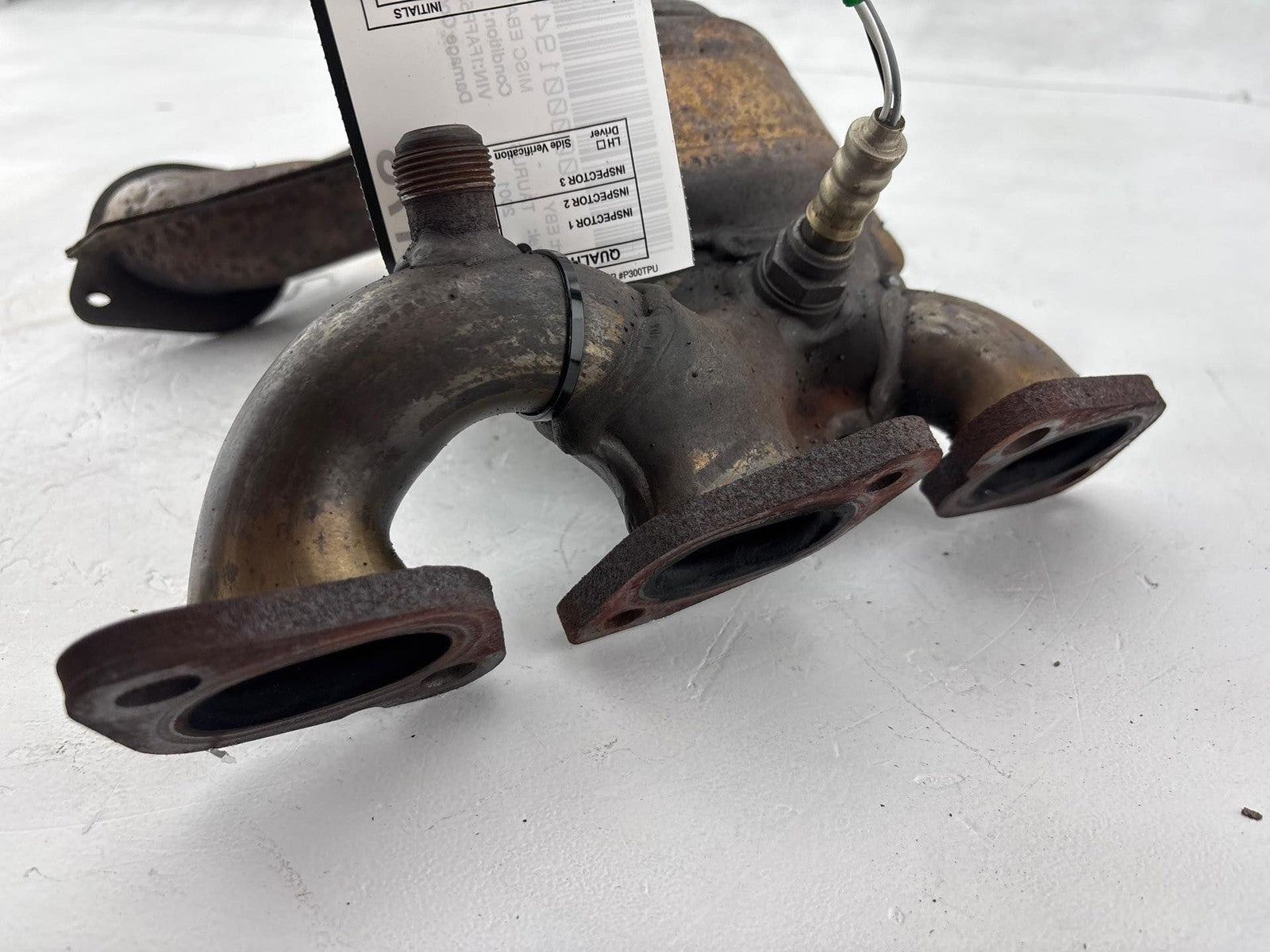 2000-2002 Ford Taurus Rear Right Exhaust Manifold W/ Catalytic Converter OEM