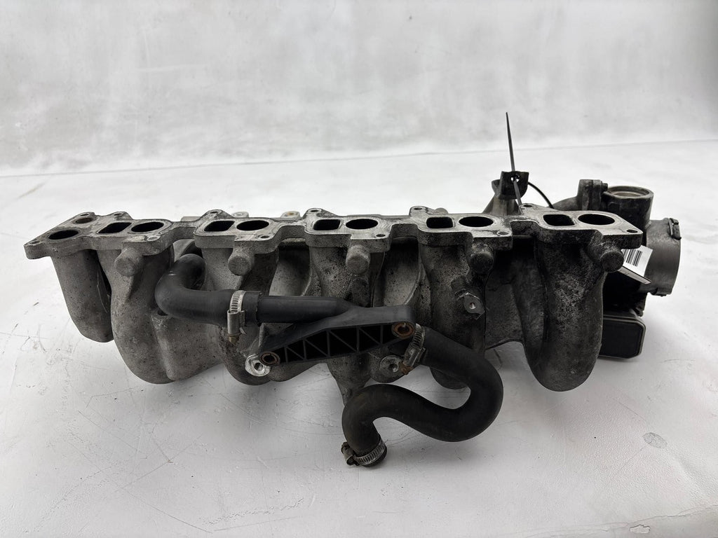 2000-2006 Dodge Van Sprinter 2500 2.7L Intake Manifold A6120902237