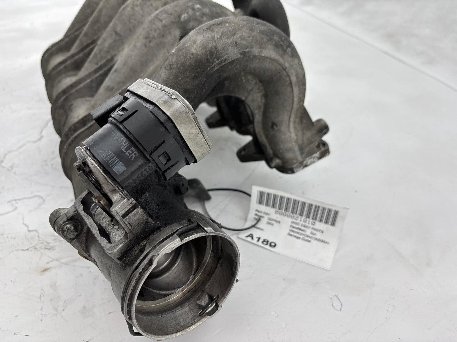 2000-2006 Dodge Van Sprinter 2500 2.7L Intake Manifold A6120902237