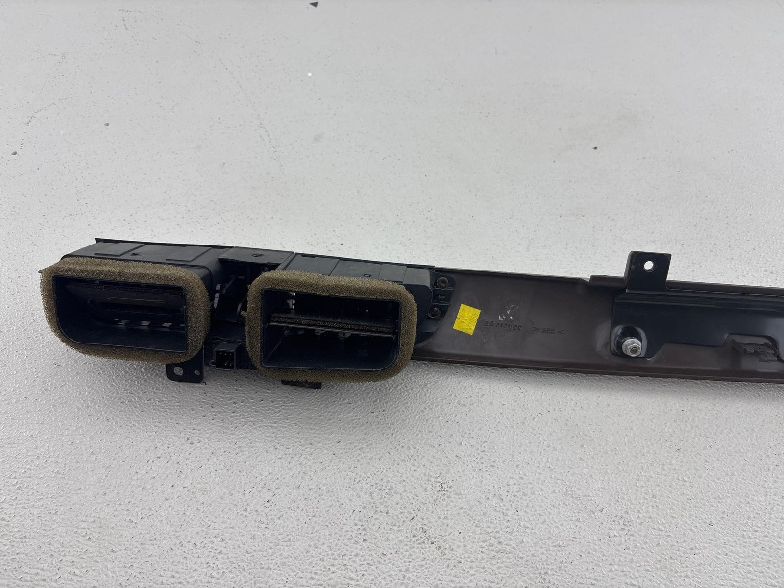 00-05 Cadillac Deville Front Passenger Side Dash Woodgrain Molding 25713800 Oem