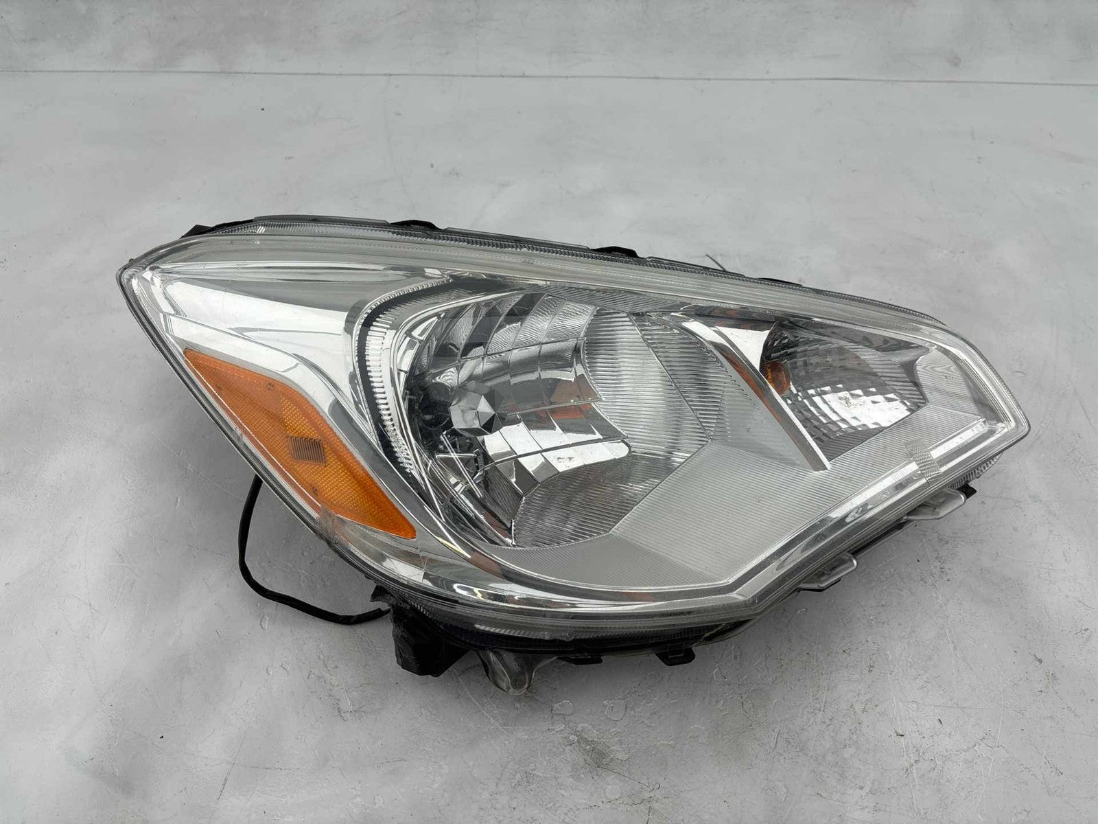 17-20 Mitsubishi Mirage G4 Front Passenger Side Headlight Assembly OEM