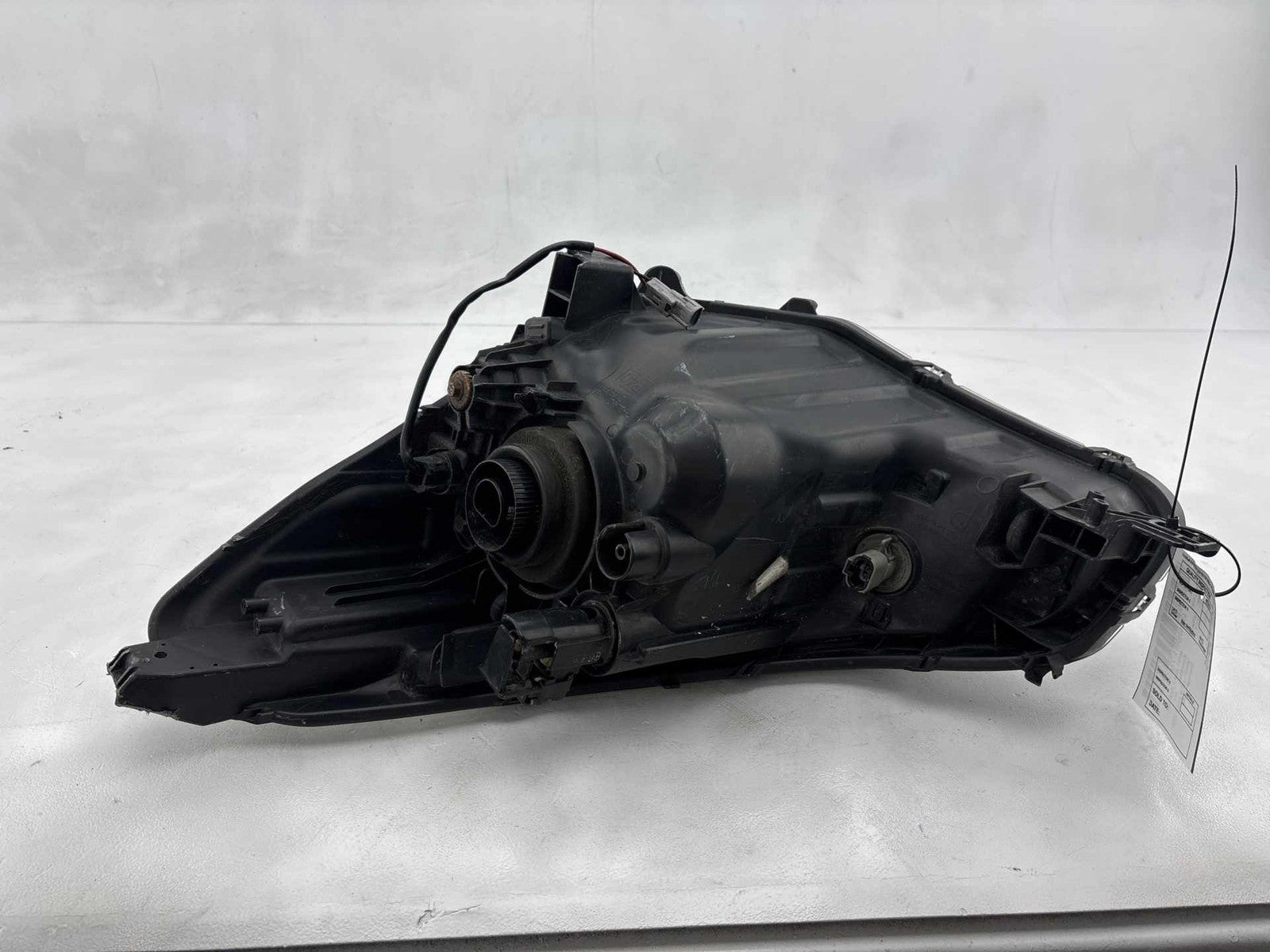 17-20 Mitsubishi Mirage G4 Front Passenger Side Headlight Assembly OEM