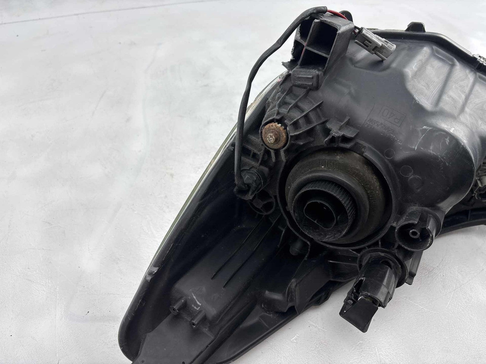 17-20 Mitsubishi Mirage G4 Front Passenger Side Headlight Assembly OEM